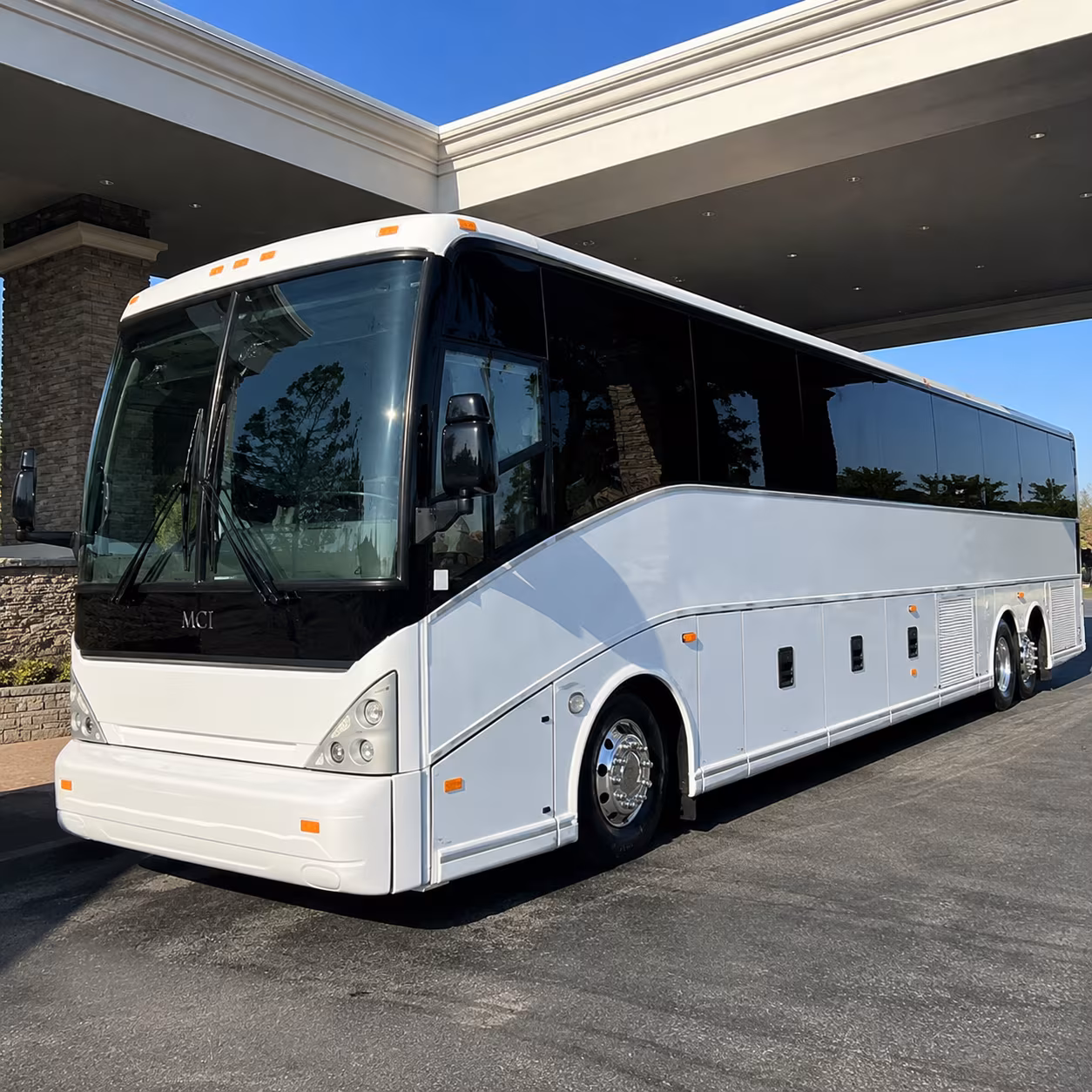 charter bus rentals to santa maria public airport smx