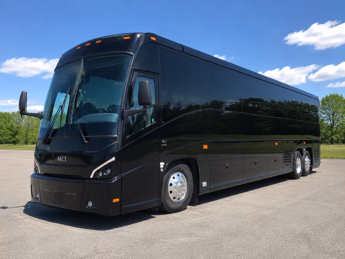 minibus rentals for pioneer valley and righetti prom groups